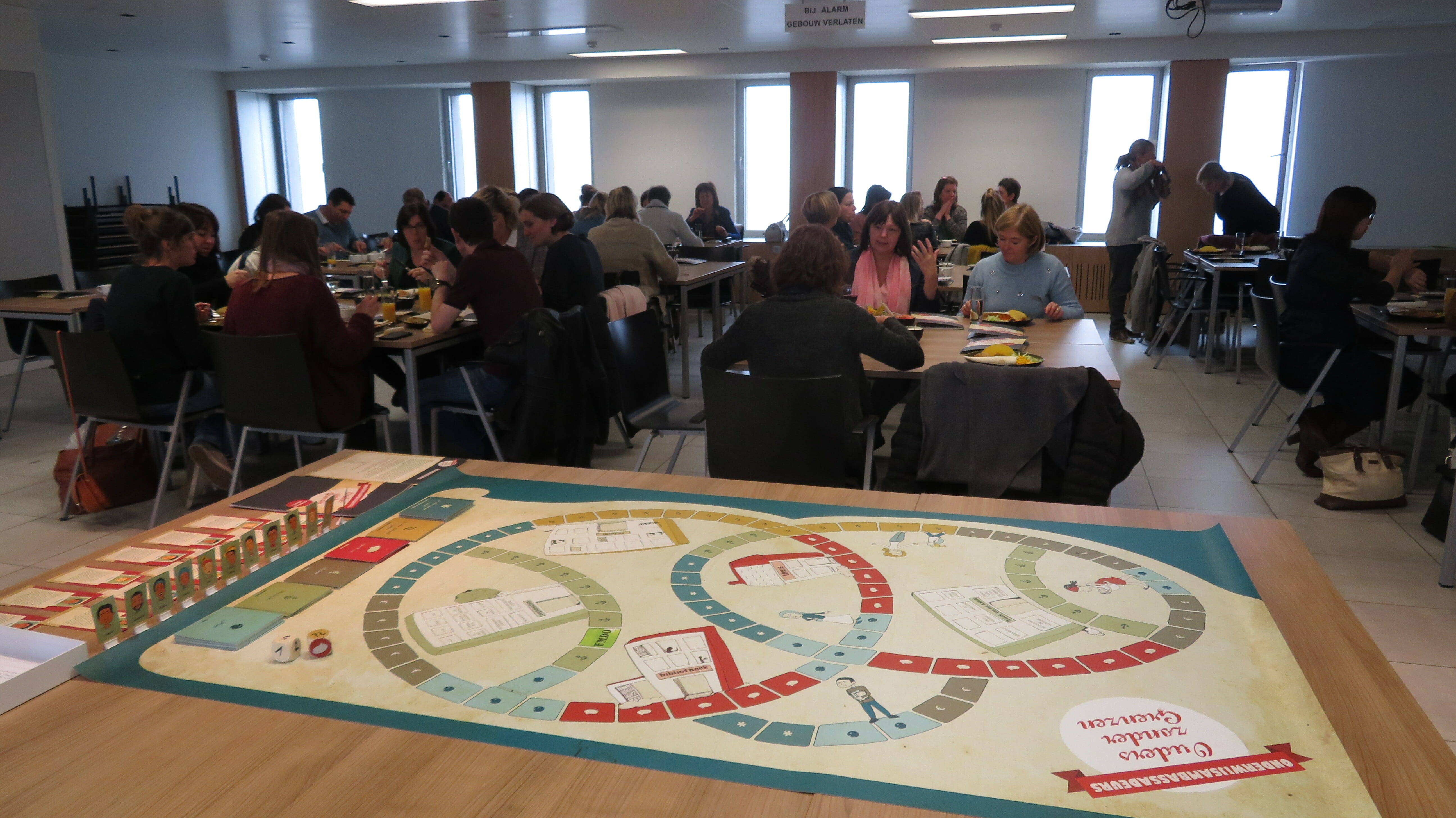 Lunchsessie over onderwijsambassadeurs voor scholen uit Oostende!